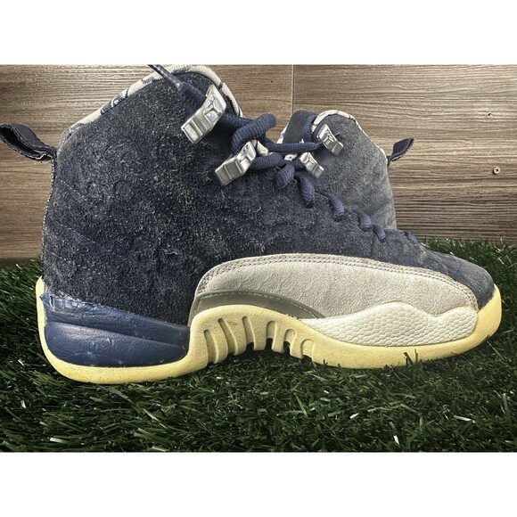 Air Jordan 12 Retro‎ International Flight 2018 Size 6Y - Picture 2 of 9